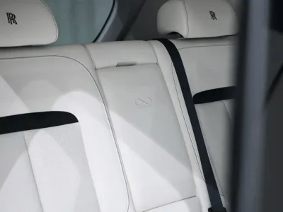 2025 ROLLS-ROYCE BLACK BADGE CULLINAN (No.109906)