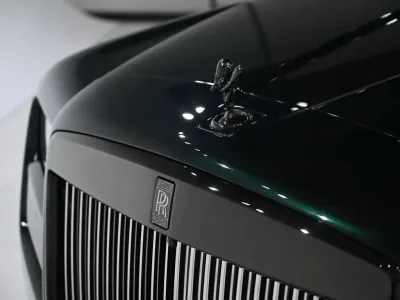 2025 ROLLS-ROYCE BLACK BADGE CULLINAN (No.109906)
