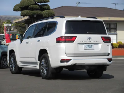 2025 TOYOTA LAND CRUISER 300 3.3 ZX DIESEL (No.960828)