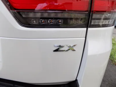 2025 TOYOTA LAND CRUISER 300 7SEATER 3.5 ZX 4WD With Modelista body kit(No.960825)