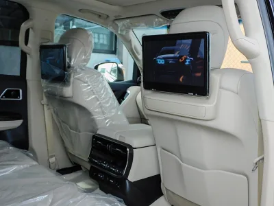 2023 Toyota Land Cruiser 300 3.5 ZX 4WD With WALD Full Aero | Rear Entertainment | JBL Sound System (No.961028)