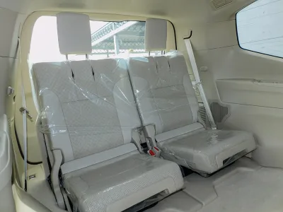 2023 Toyota Land Cruiser 300 3.5 ZX 4WD With WALD Full Aero | Rear Entertainment | JBL Sound System (No.961028)