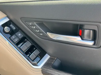 2023 Toyota Land Cruiser 300 ZX 4WD – Modellista Edition