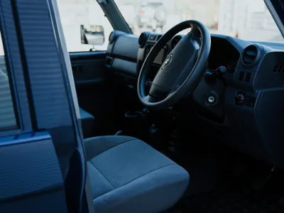 2023 Toyota Land Cruiser GXL Manual 4x4 Double Cab: Customized for Ultimate Adventure(No.960971)