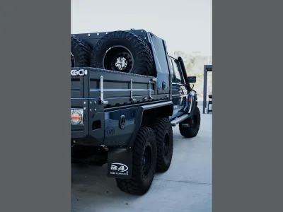2023 Toyota Land Cruiser GXL Manual 4x4 Double Cab: Customized for Ultimate Adventure(No.960971)