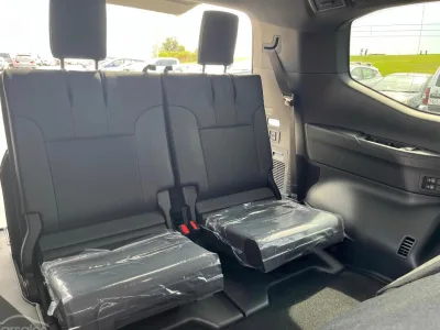 2025 Toyota LandCruiser Lc300 Sahara 7 seater(No.510805)