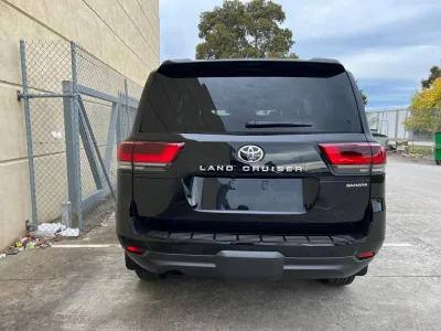 2025 Toyota LandCruiser LC300 Sahara (No.J0512)