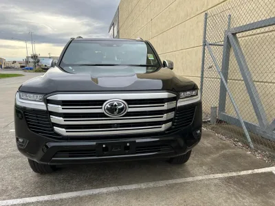 2025 Toyota LandCruiser LC300 Sahara (No.J0512)