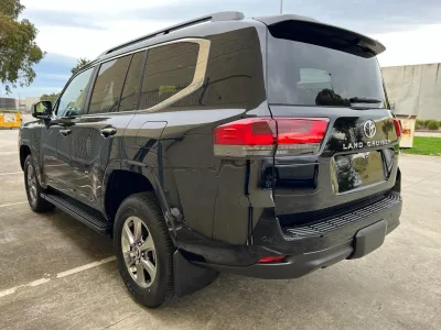 2025 Toyota LandCruiser LC300 Sahara (No.J0512)