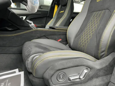 2025 Lamborghini Urus Performante: Unmatched Luxury and Performance SUV (No.960969)