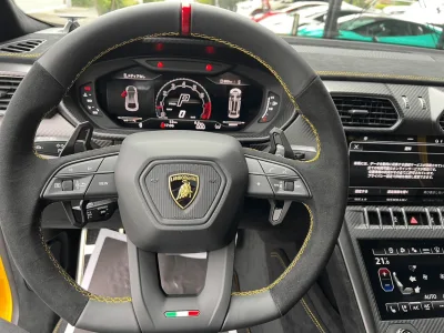 2025 Lamborghini Urus Performante: Unmatched Luxury and Performance SUV (No.960969)