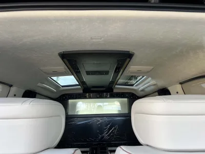 2025 Lexus LM 500h Executive 4WD Modelista MPV (No.960946)