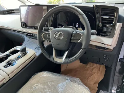 2025 Lexus LM 500h Executive 4WD Modelista MPV (No.960946)