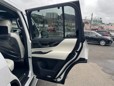 2025 Lexus LX 600 4WD 7 Seater Modellista Aero - Luxury & Power Combined (No.961019)
