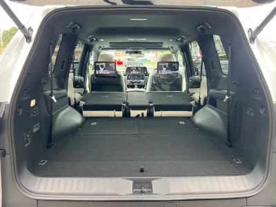 2025 Lexus LX 600 4WD 7 Seater Modellista Aero - Luxury & Power Combined (No.961019)