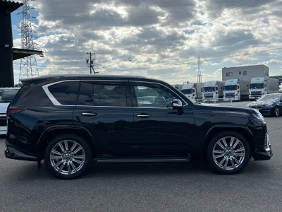 2025 Lexus LX 600 Executive 4WD Modellista Aero (No.9601035)