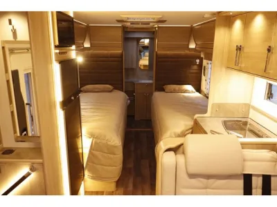 2025 Mercedes-Benz KABE TM Royal X780LT (No.J0952)