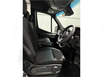 2025 Mercedes-Benz Sprinter 415 Transfer