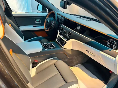 2025 Rolls-Royce Ghost Sedan (No.J01005)
