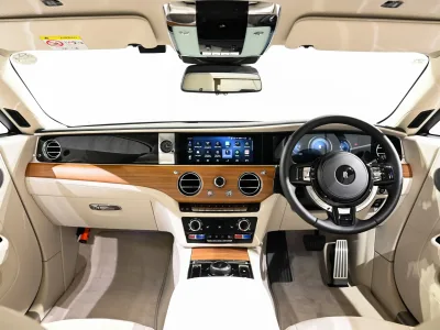 2025 Rolls-Royce Spectre