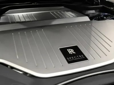 2025 Rolls-Royce Spectre