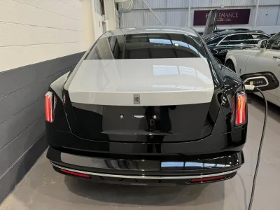 2025 Rolls-Royce Full Electric Spectre Launch Package (No.J0920)