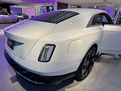 2025 Rolls-Royce Spectre The Epitome of Luxury (No.J0988)