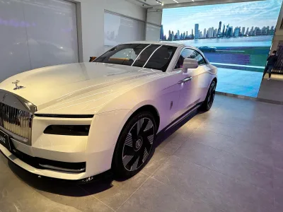 2025 Rolls-Royce Spectre The Epitome of Luxury (No.J0988)