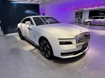 2025 Rolls-Royce Spectre The Epitome of Luxury (No.J0988)