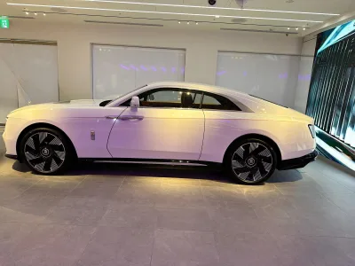 2025 Rolls-Royce Spectre The Epitome of Luxury (No.J0988)