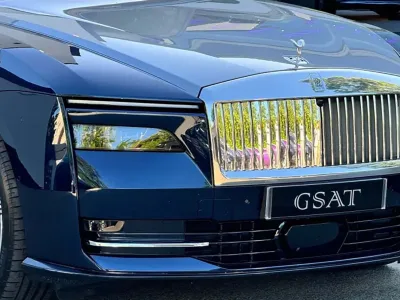 2025 Rolls-Royce Spectre: The Epitome of Luxury and Innovation (No.960966)