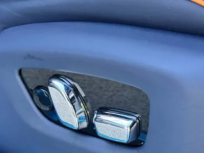 2025 Rolls-Royce Spectre: The Epitome of Luxury and Innovation (No.960966)