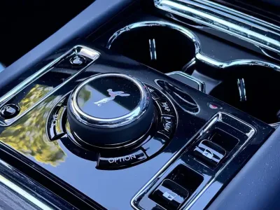 2025 Rolls-Royce Spectre: The Epitome of Luxury and Innovation (No.960966)