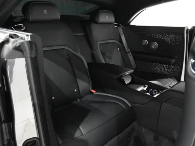 2025 Rolls-Royce Spectre - The Pinnacle of Luxury (No.550992)