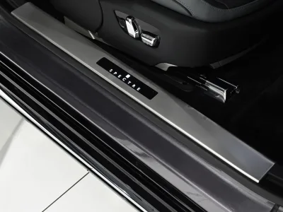 2025 Rolls-Royce Spectre - The Pinnacle of Luxury (No.550992)