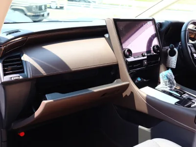 2025 Toyota Alphard Hybrid 2.5 Executive Lounge E-Four 4WD: Unmatched Luxury and Performance (No.960970)