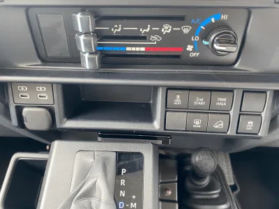 2025 Toyota Land Cruiser 70 2.8 AX Diesel Turbo 4WD (No.960964)