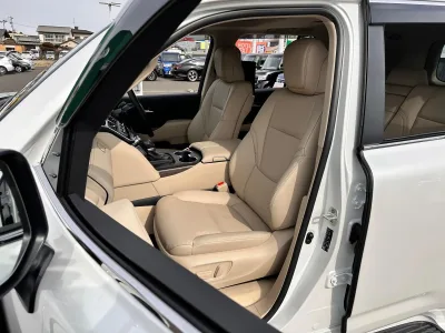 2025 Toyota Land Cruiser LC300 ZX (J01049)