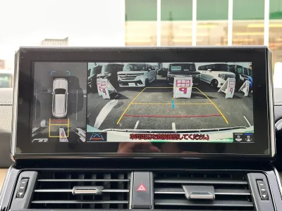 2025 Toyota Land Cruiser LC300 ZX (J01049)