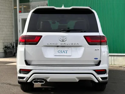 2025 Toyota Land Cruiser LC300 ZX (J01049)
