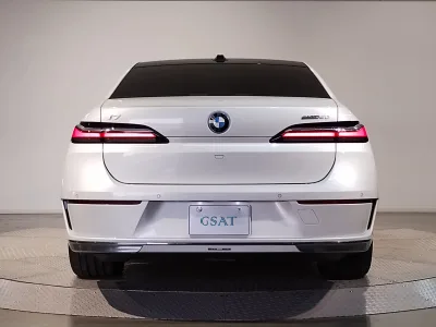 2025 BMW i7 eDrive