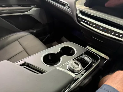 2025 CADILLAC LYRIQ SPORT – SPECIAL RHD EDITION
