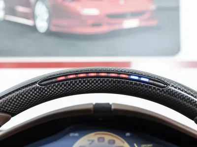 2025 Ferrari Roma Spider — Verde Zeltweg / Cioccolato