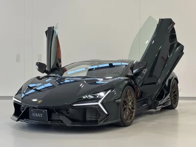 2025 LAMBORGHINI REVUELTO