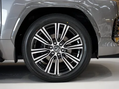 2025 LEXUS LX 500d LIMITED – THE PINNACLE OF LUXURY