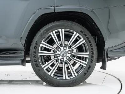 2025 LEXUS LX600 4WD –7 Seater LUXURY PACKAGE
