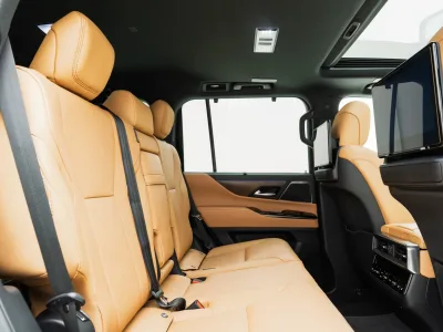 2025 LEXUS LX600 4WD –7 Seater LUXURY PACKAGE