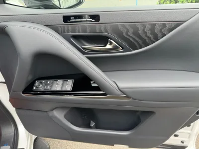 2025 LEXUS LX700h OVERTRAIL PLUS 7 Seater Hybrid