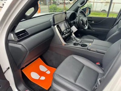 2025 LEXUS LX700h OVERTRAIL PLUS 7 Seater Hybrid