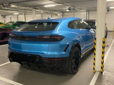 2025 Lamborghini Urus SE